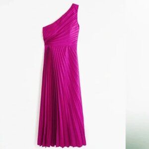 Abercrombie & Fitch The A&F Giselle Pleated One-Shoulder Maxi Dress-Medium Tall